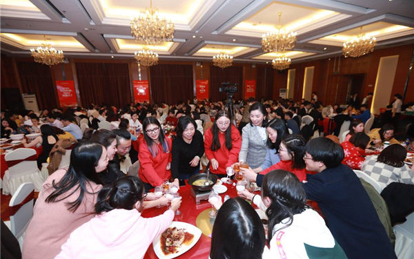 盛仕达,向心力,向未来,盛仕达新春喜乐会